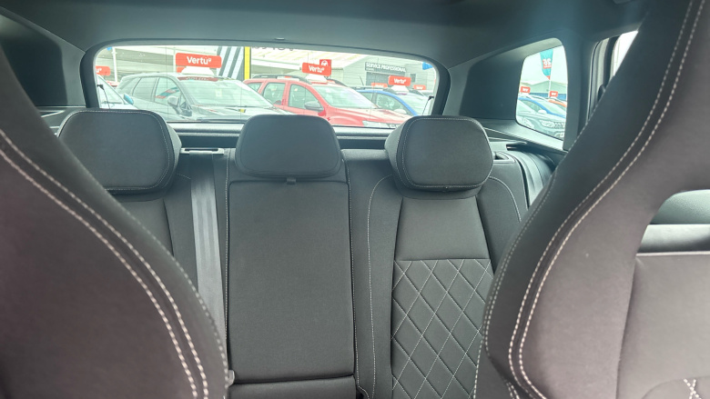 Skoda Karoq 1.5 TSI Sport Line 5dr DSG Petrol Estate
